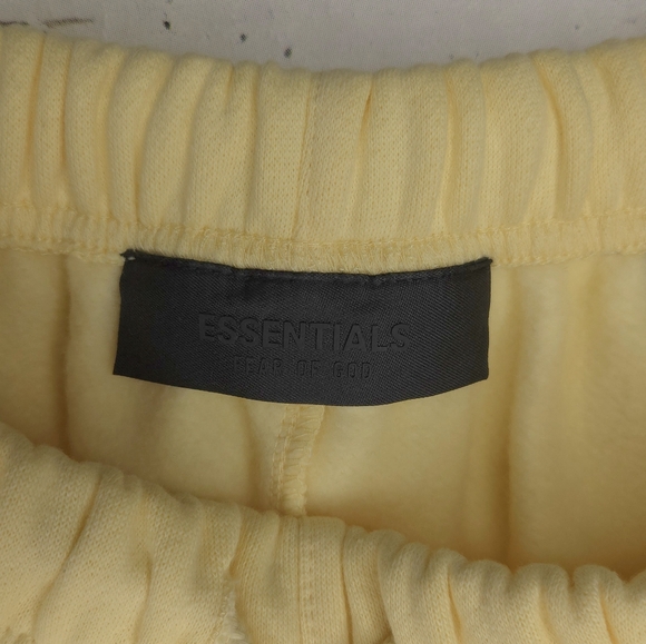 Fear Of God Essentials Fleece Running Sweat Shorts Garden Yellow - Picture 6 of 13